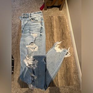 American Eagle Mom Jeans